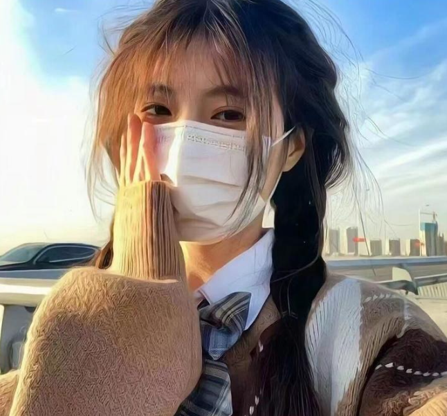 心声泄露,真千金逆袭成团宠